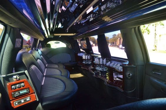 Denver Escalade Limos Interior